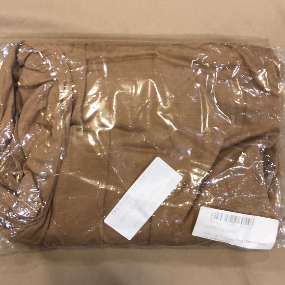 🎉FREE WITH ANY PURCHASE🎉 JUST ADD IN YOUR BUNDLE - Picture 4 of 6